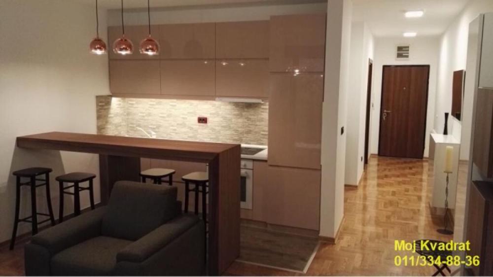 Glavna slika -Dvosoban stan za izdavanje, 60m2, 450€