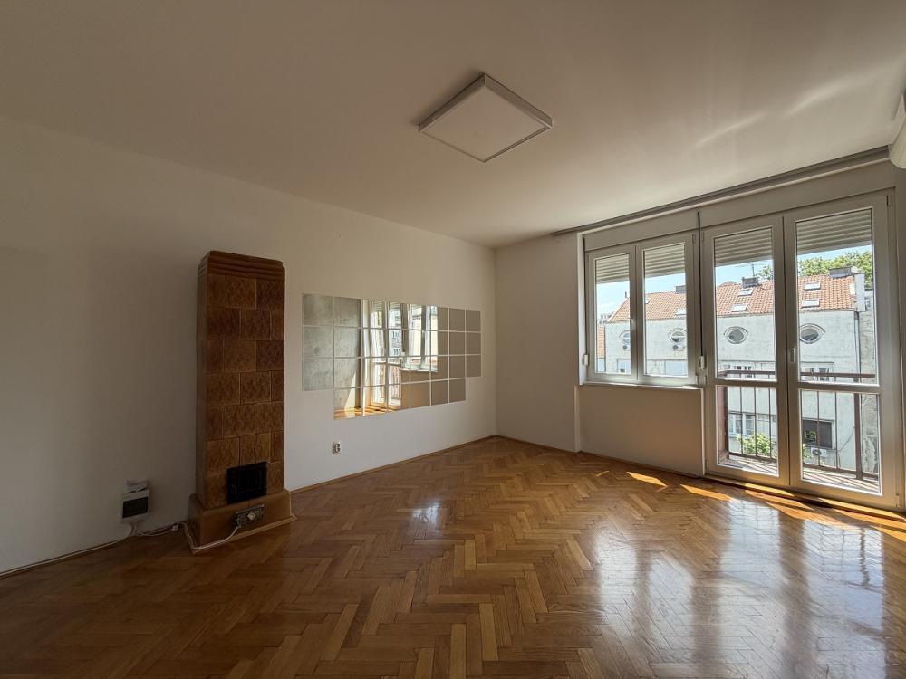 Glavna slika -Cara Dušana, Dvosoban stan na prodaju, 68m2, 289.000€