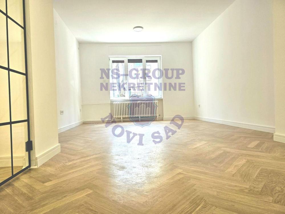 Glavna slika -Trosoban stan na prodaju, 75m2, 266.510€