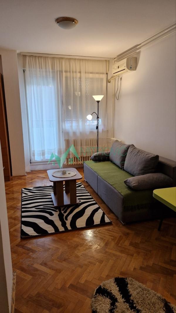 Glavna slika -Jednosoban stan za izdavanje, 25m2, 230€