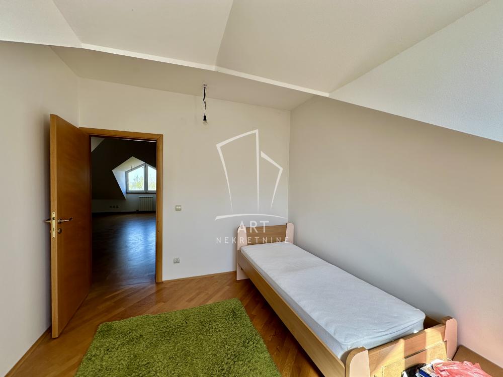 Slika 7 - Anice Savić Rebac,  Kuća za izdavanje, 320m2, 2.300€