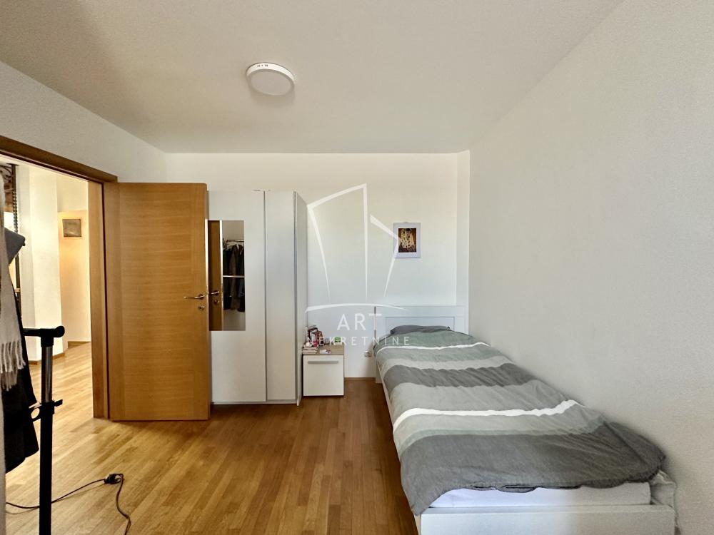 Slika 9 - Anice Savić Rebac,  Kuća za izdavanje, 320m2, 2.300€
