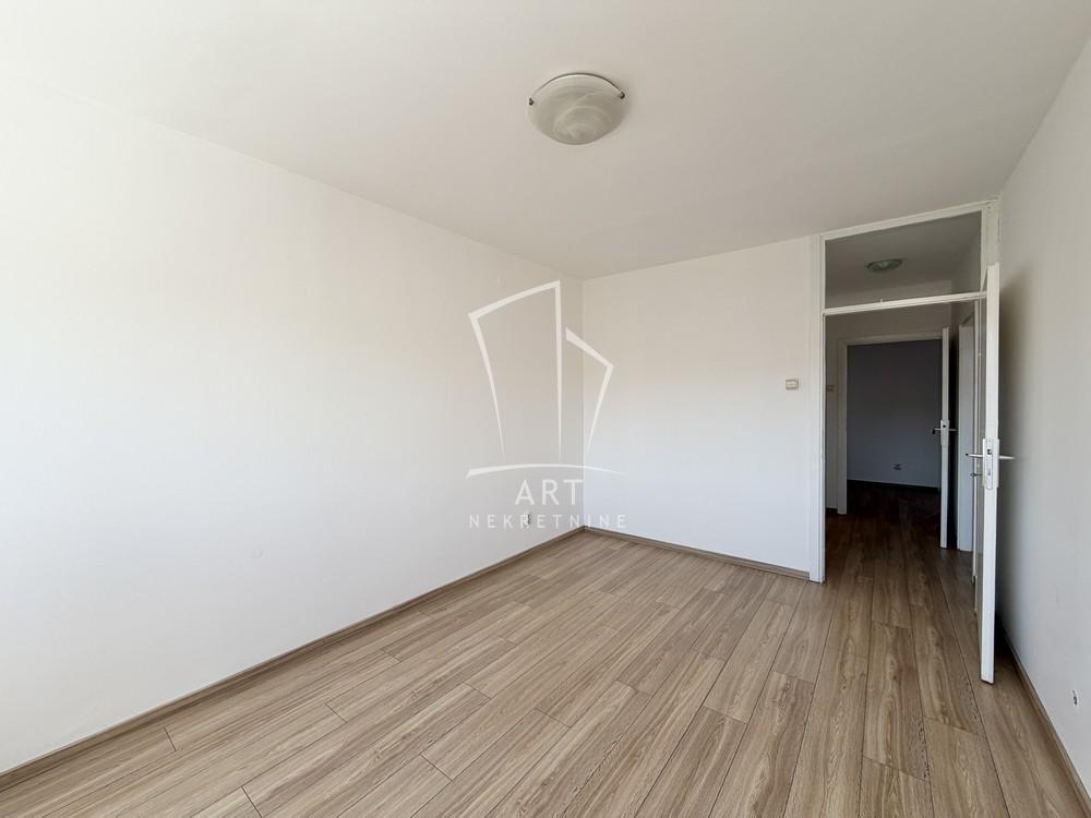 Slika 4 - Braće Srnić, Trosoban stan na prodaju, 73m2, 210.000€