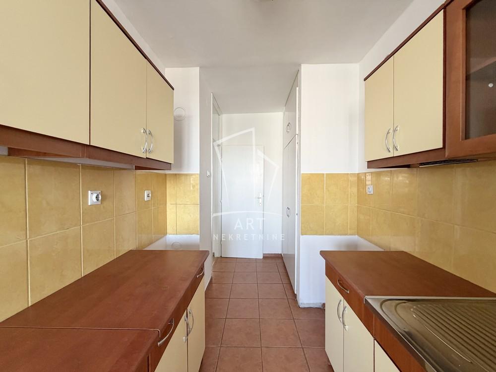 Slika 6 - Braće Srnić, Trosoban stan na prodaju, 73m2, 210.000€