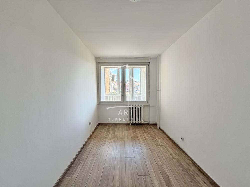 Slika 9 - Braće Srnić, Trosoban stan na prodaju, 73m2, 210.000€