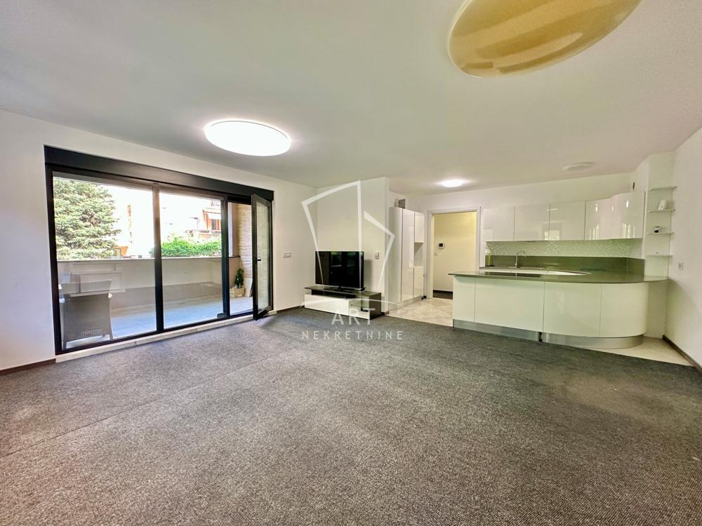 Glavna slika -Kraljice Katarine, Troiposoban stan na prodaju, 126m2, 349.000€