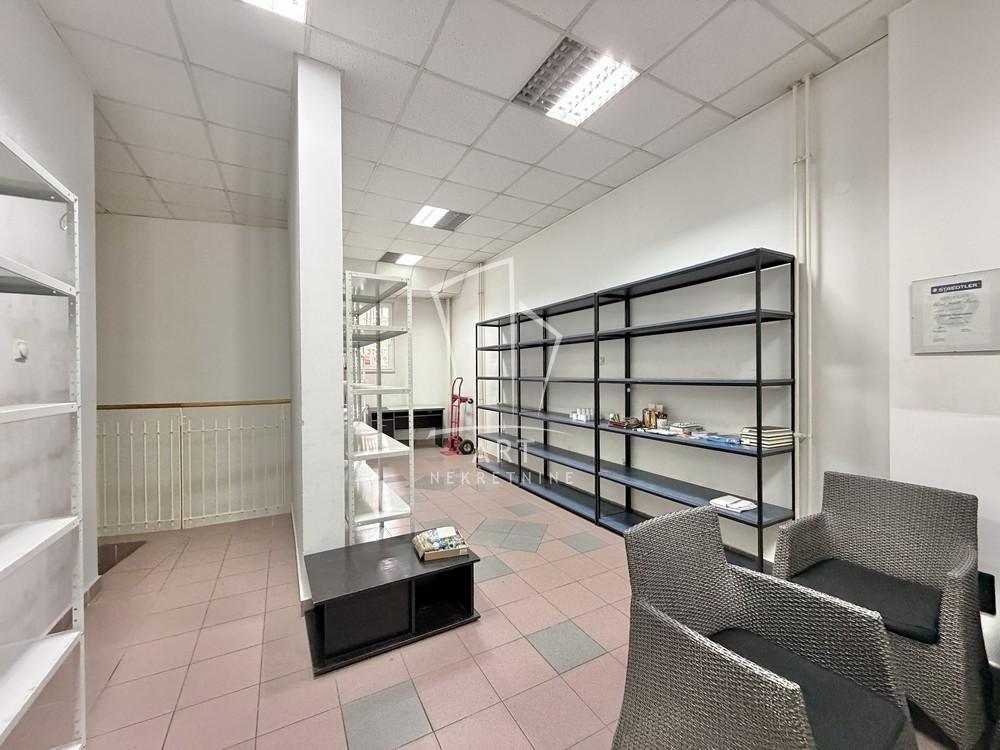 Slika 1 - Porečka,  Lokal na prodaju, 127m2, 185.000€