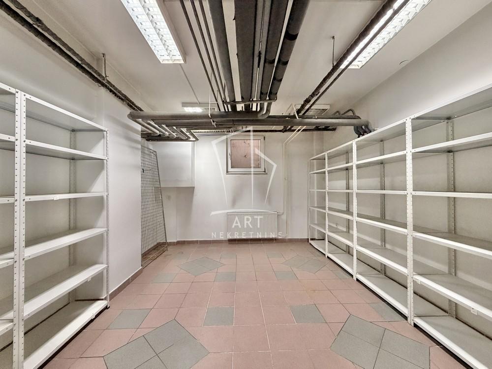 Slika 5 - Porečka,  Lokal na prodaju, 127m2, 185.000€