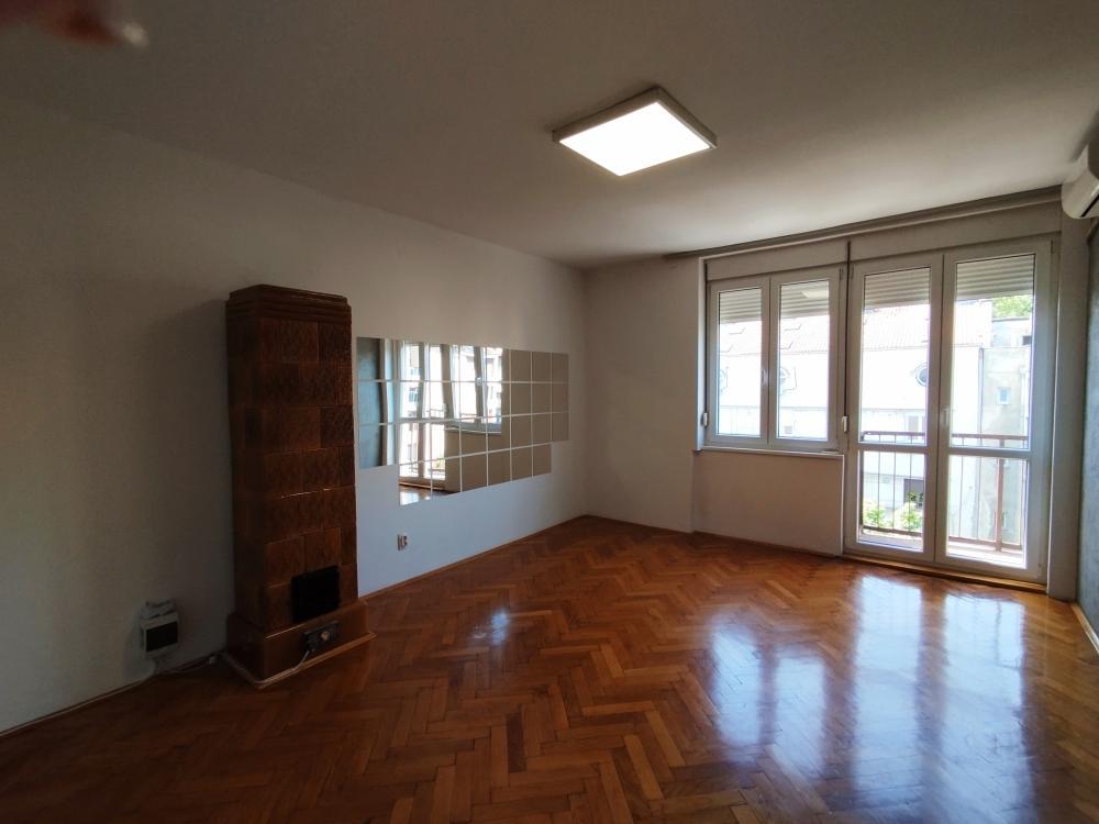 Glavna slika -Cara Dusana, Dvosoban stan na prodaju, 68m2, 289.000€