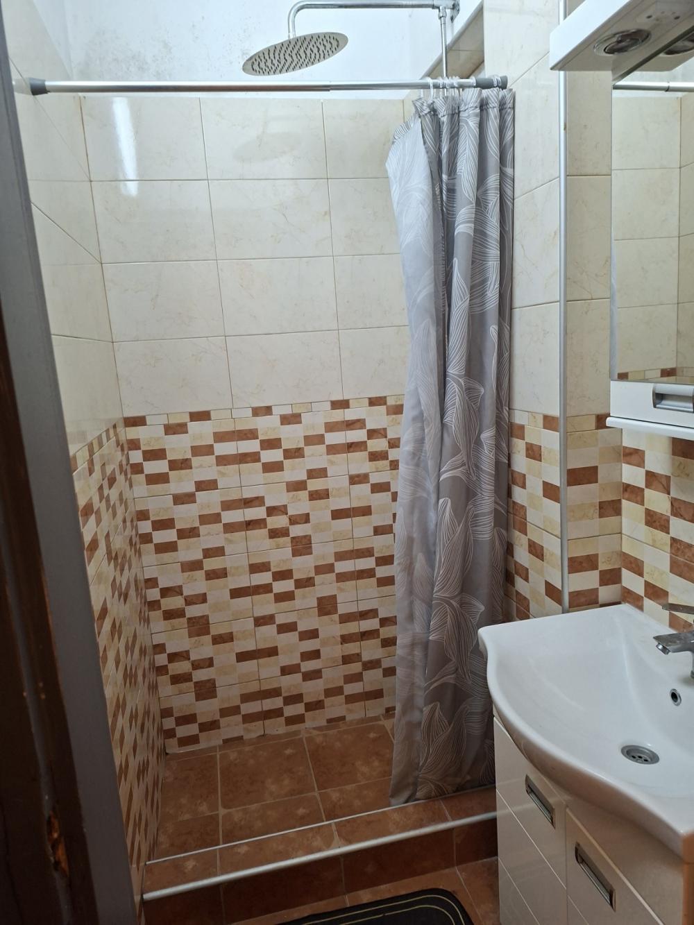 Slika 9 - Kursulina, Trosoban stan za izdavanje, 72m2, 850€