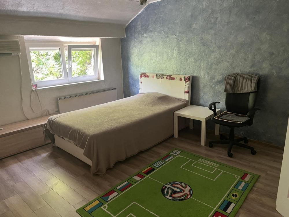 Slika 2 - Skender Begova, Trosoban stan za izdavanje, 70m2, 900€