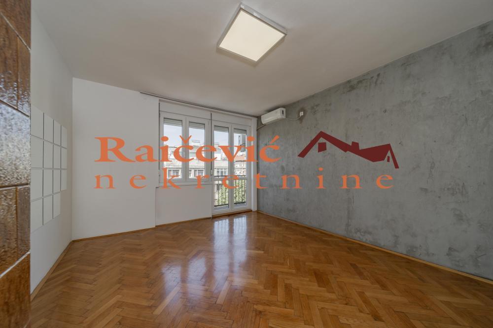 Glavna slika -Cara Dusana, Dvosoban stan na prodaju, 68m2, 289.000€