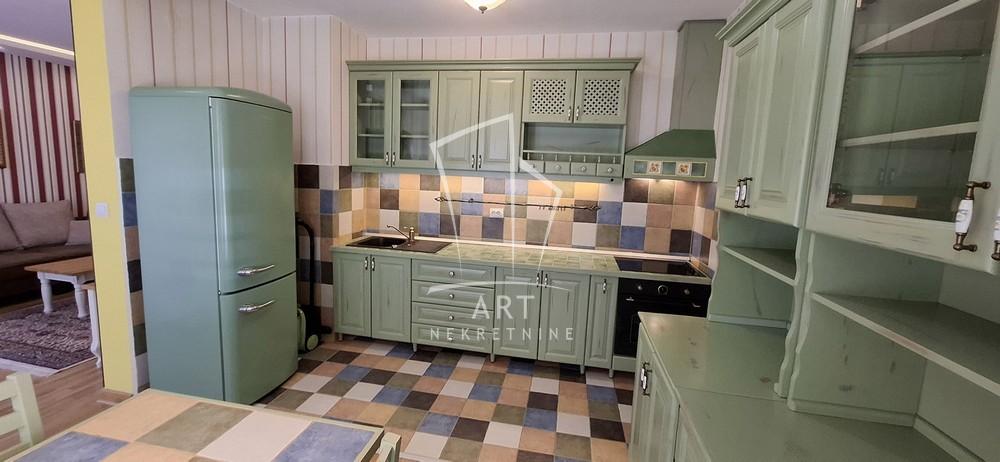 Slika 9 - Jurija Gagarina, Trosoban stan za izdavanje, 96m2, 1.200€