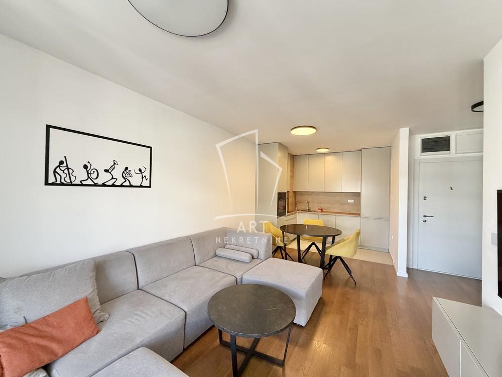 Slika 1 - Slanački Put, Dvosoban stan za izdavanje, 46m2, 600€
