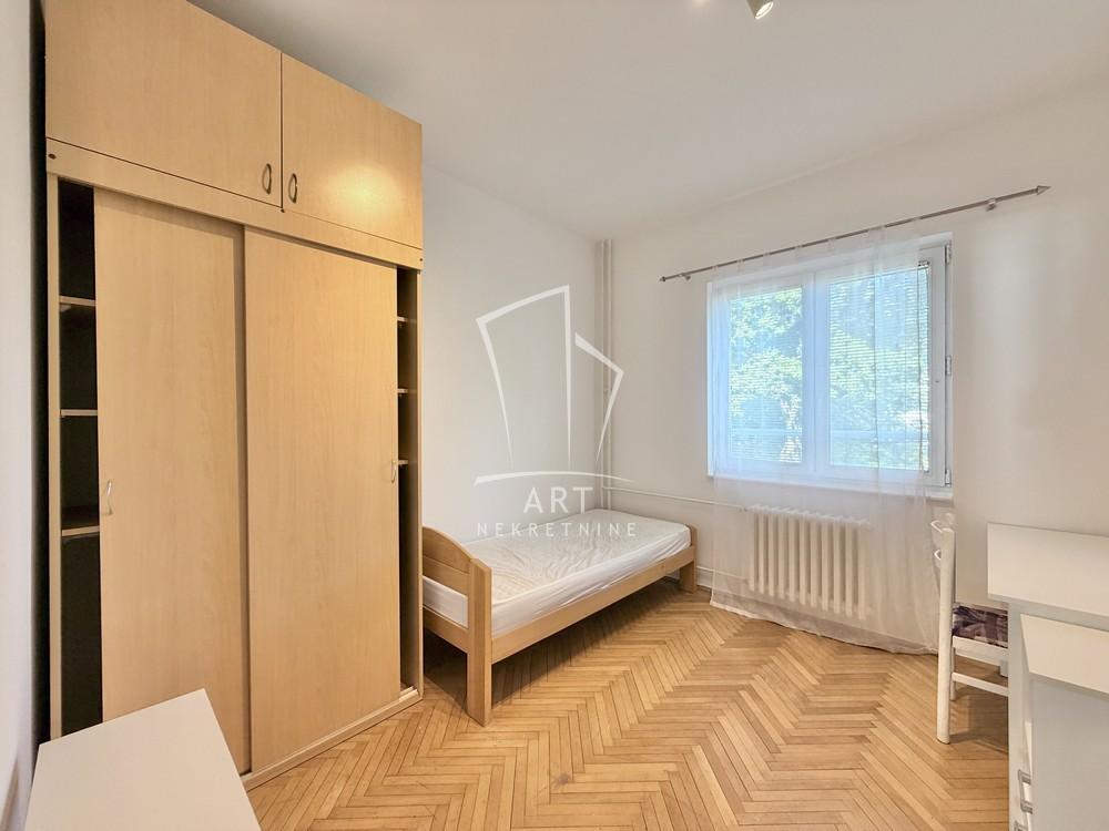 Slika 5 - Bulevar kneza Aleksandra Karađorđevića, Trosoban stan za izdavanje, 74m2, 1.000€
