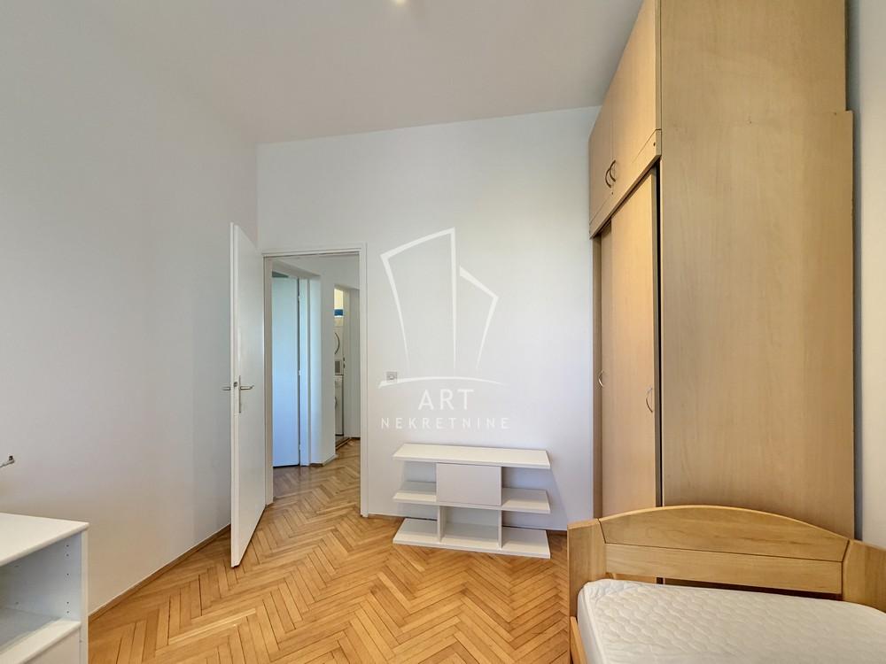 Slika 6 - Bulevar kneza Aleksandra Karađorđevića, Trosoban stan za izdavanje, 74m2, 1.000€