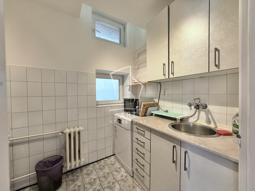 Slika 8 - Bulevar kneza Aleksandra Karađorđevića, Trosoban stan za izdavanje, 74m2, 1.000€