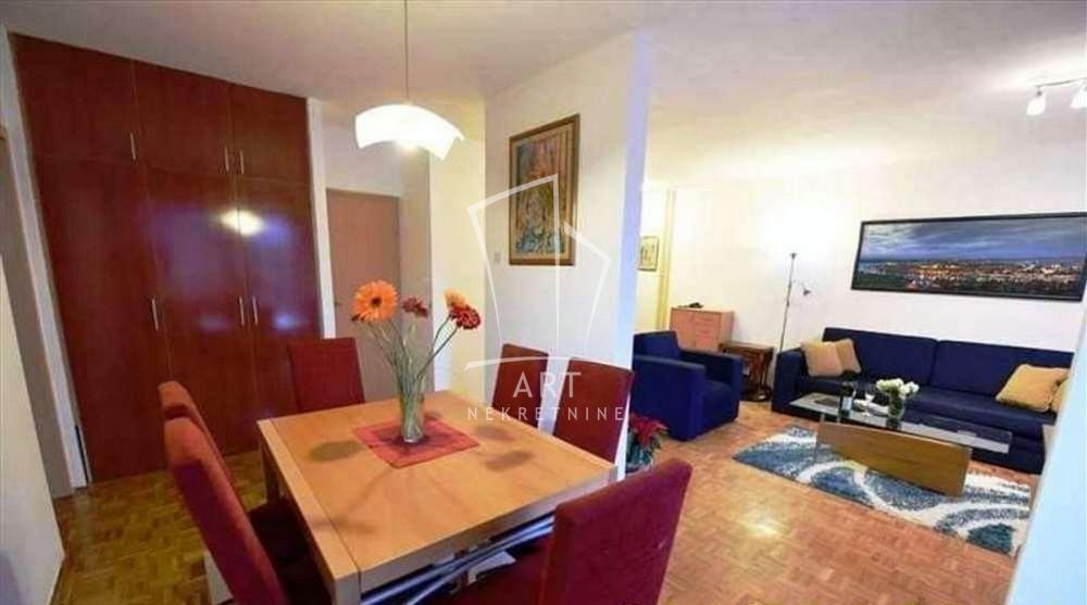 Glavna slika -Dunavski kej, Dvosoban stan za izdavanje, 65m2, 900€
