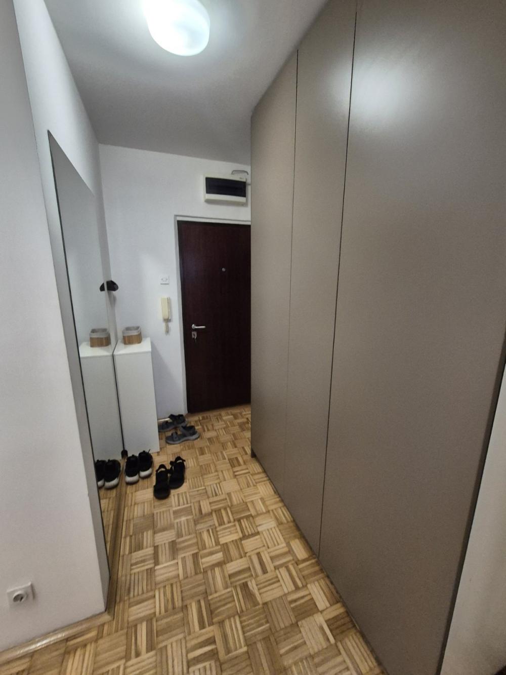 Slika 9 - Bulevar Mihajla Pupina, Jednosoban stan za izdavanje, 41m2, 500€