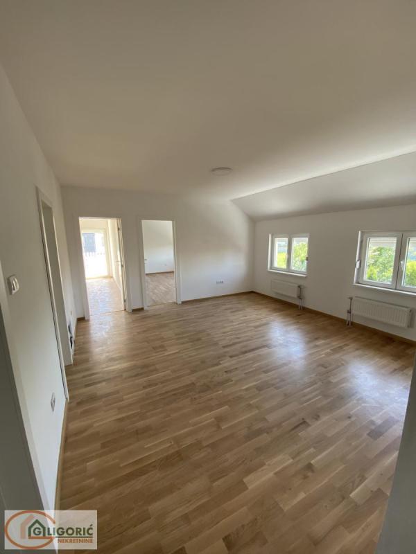 Slika 1 - Jovana Bijelića, Četvorosoban stan na prodaju, 71m2, 142.600€