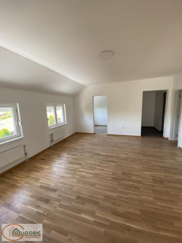 Slika 3 - Jovana Bijelića, Četvorosoban stan na prodaju, 71m2, 142.600€