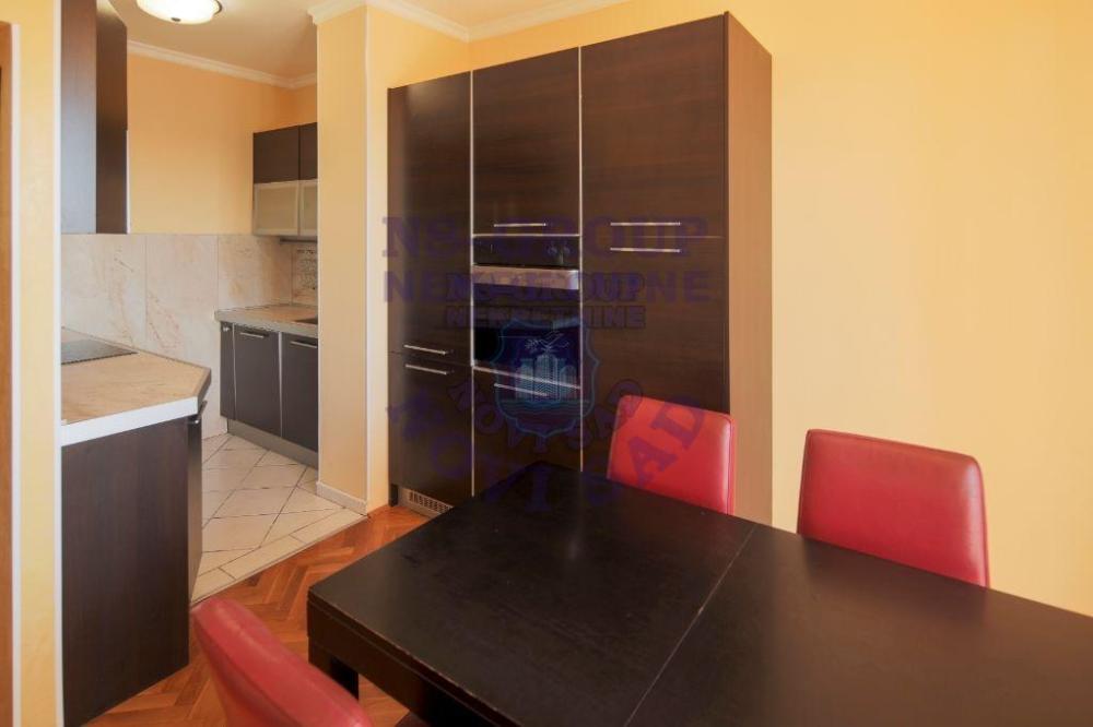 Slika 8 - Četvoroiposoban stan na prodaju, 119m2, 206.000€