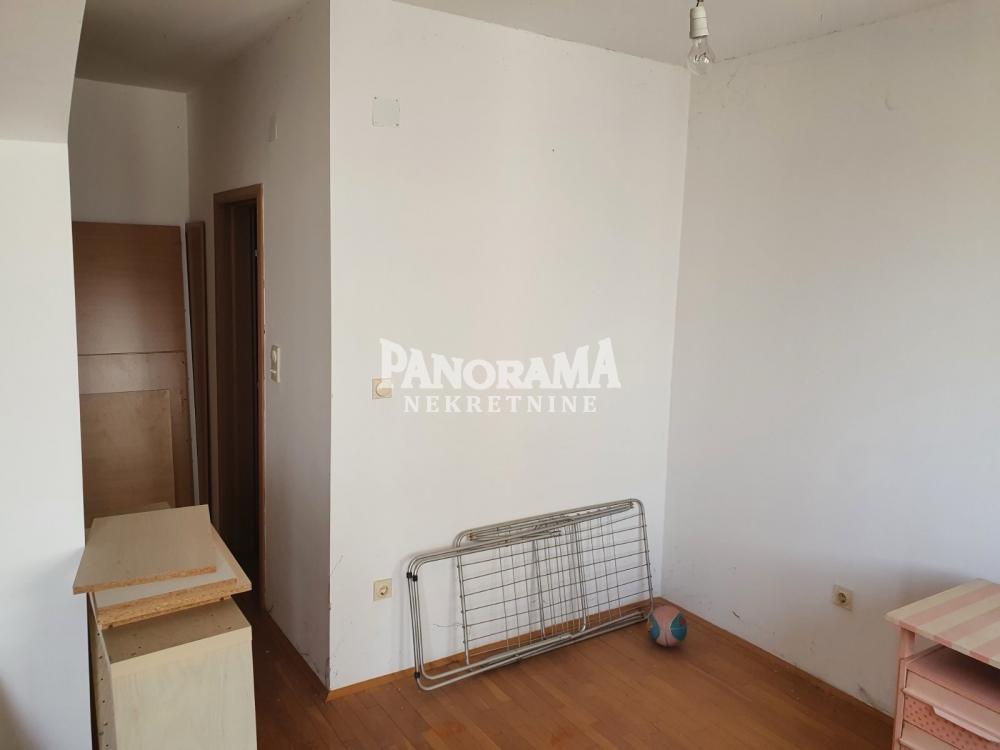 Slika 6 - Stojana Stoleta Aranđelovića, Trosoban stan na prodaju, 97m2, 168.000€