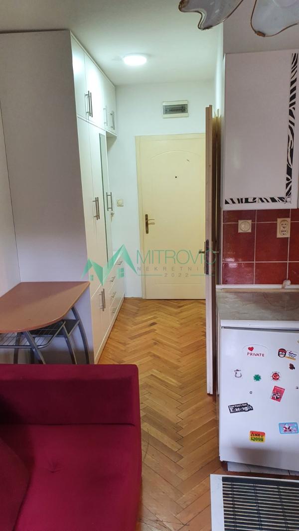 Slika 1 - Jednosoban stan za izdavanje, 21m2, 260€