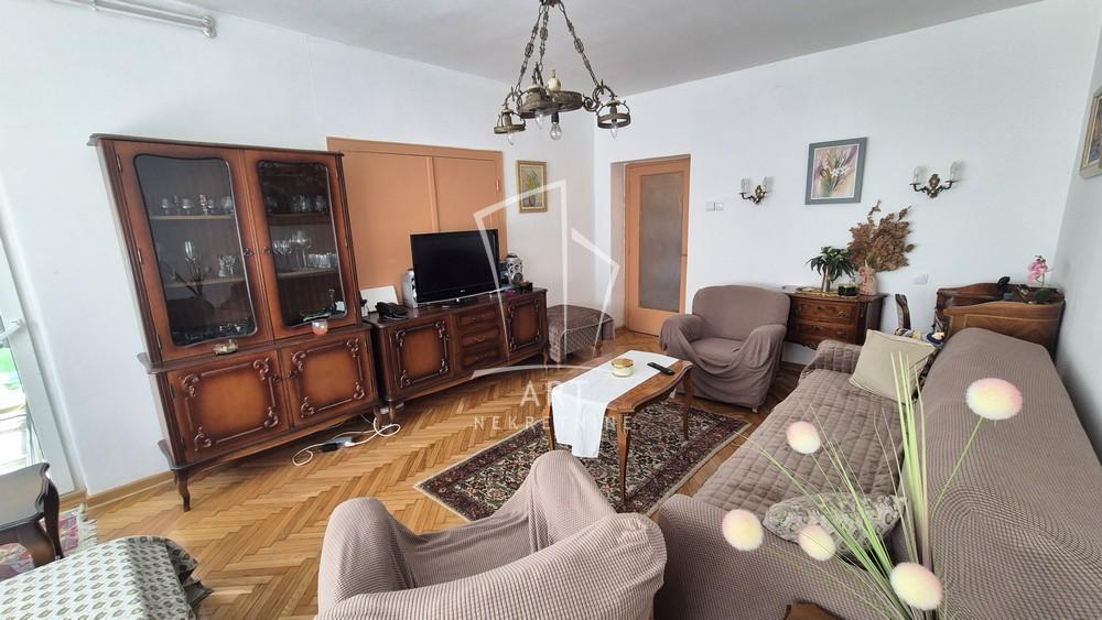 Slika 2 - Sarajevska, Trosoban stan za izdavanje, 65m2, 600€