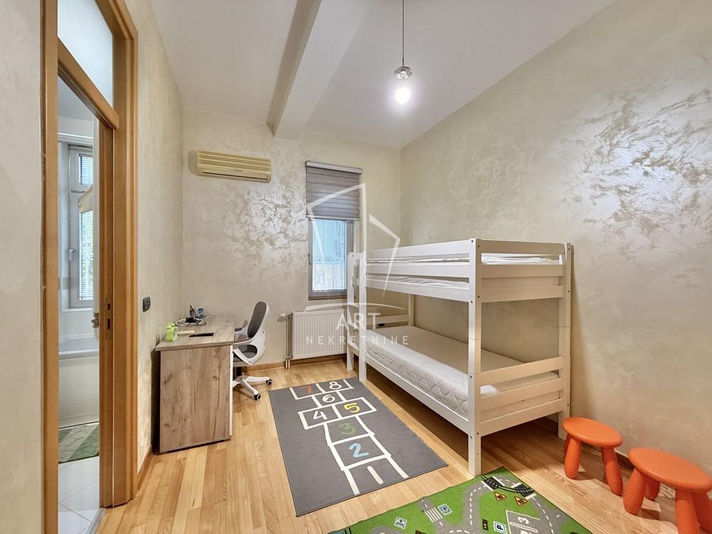 Slika 11 - Velisava Vulovića, Trosoban stan za izdavanje, 94m2, 1.300€