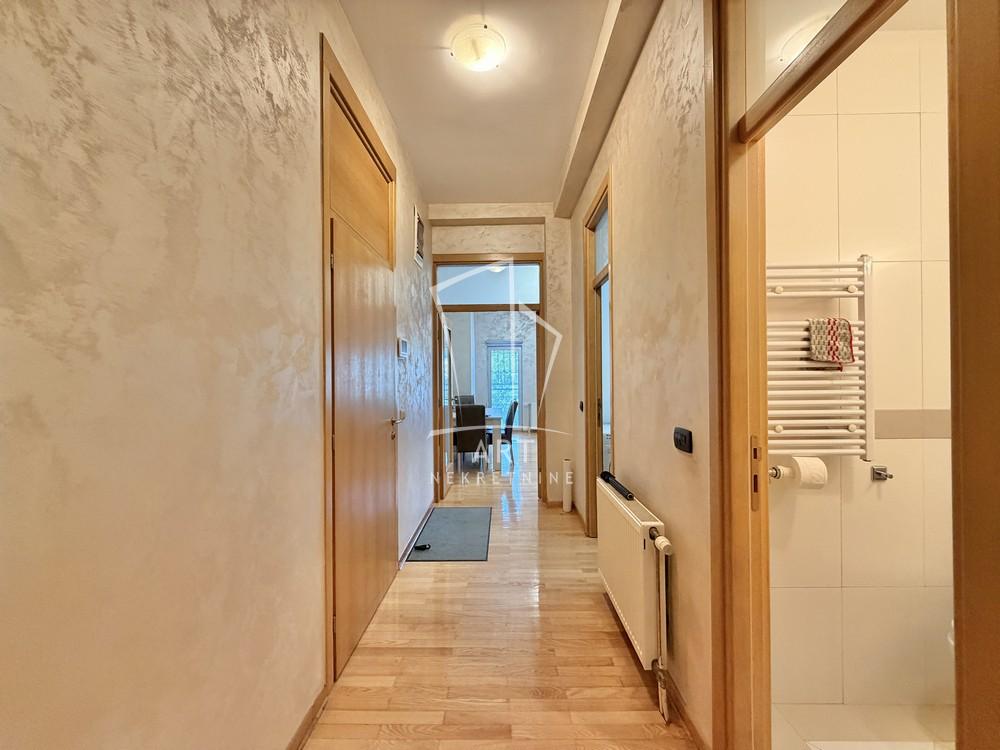 Slika 6 - Velisava Vulovića, Trosoban stan za izdavanje, 94m2, 1.300€