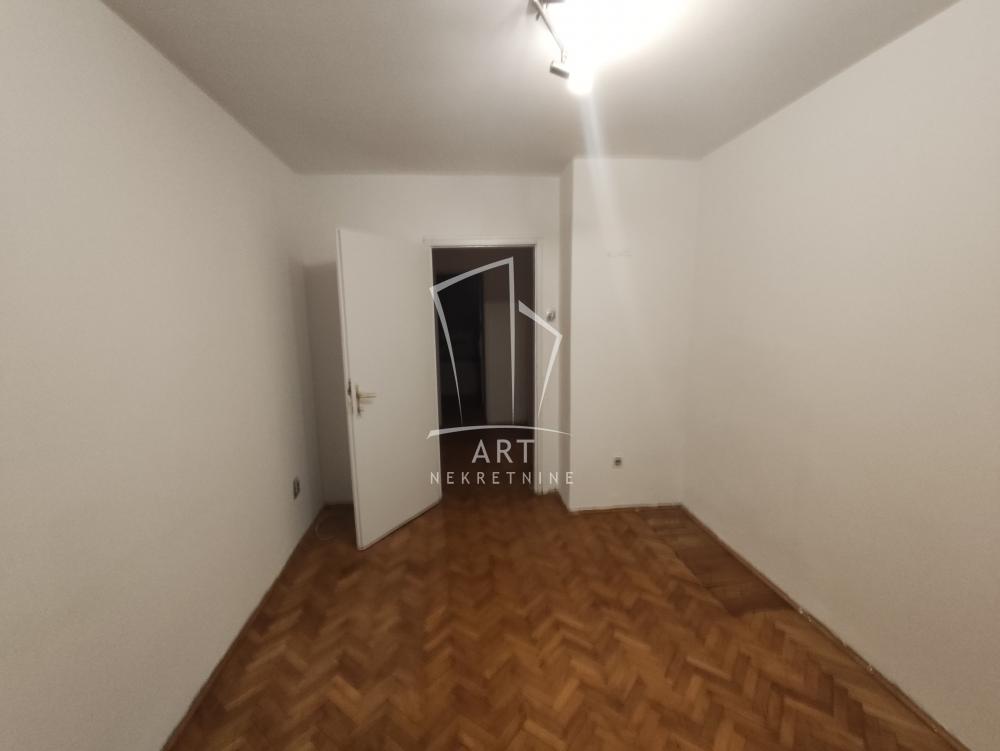 Slika 1 - Jastrebačka, Trosoban stan na prodaju, 45m2, 115.000€