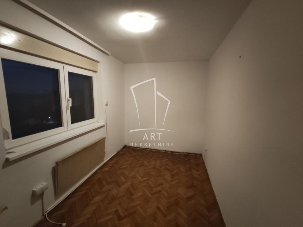 Slika 2 - Jastrebačka, Trosoban stan na prodaju, 45m2, 115.000€