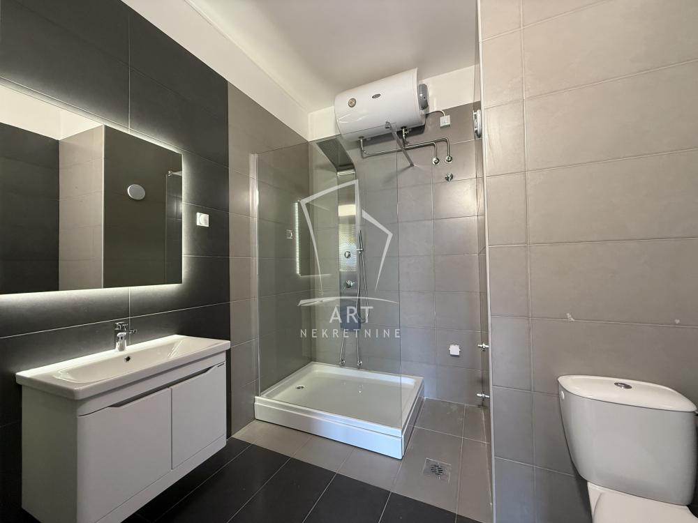 Slika 10 - Vojvode Stepe, Četvorosoban stan na prodaju, 172m2, 399.000€