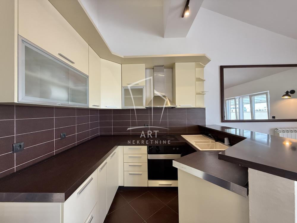 Slika 9 - Vojvode Stepe, Četvorosoban stan na prodaju, 172m2, 399.000€