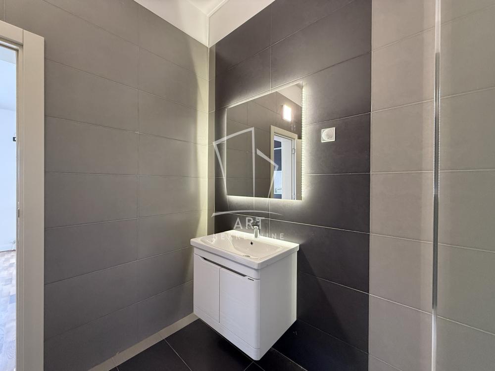 Slika 11 - Vojvode Stepe, Četvorosoban stan na prodaju, 172m2, 399.000€