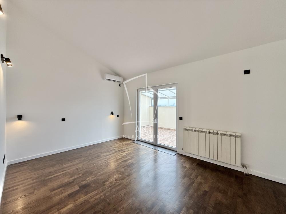 Slika 4 - Vojvode Stepe, Četvorosoban stan na prodaju, 172m2, 399.000€