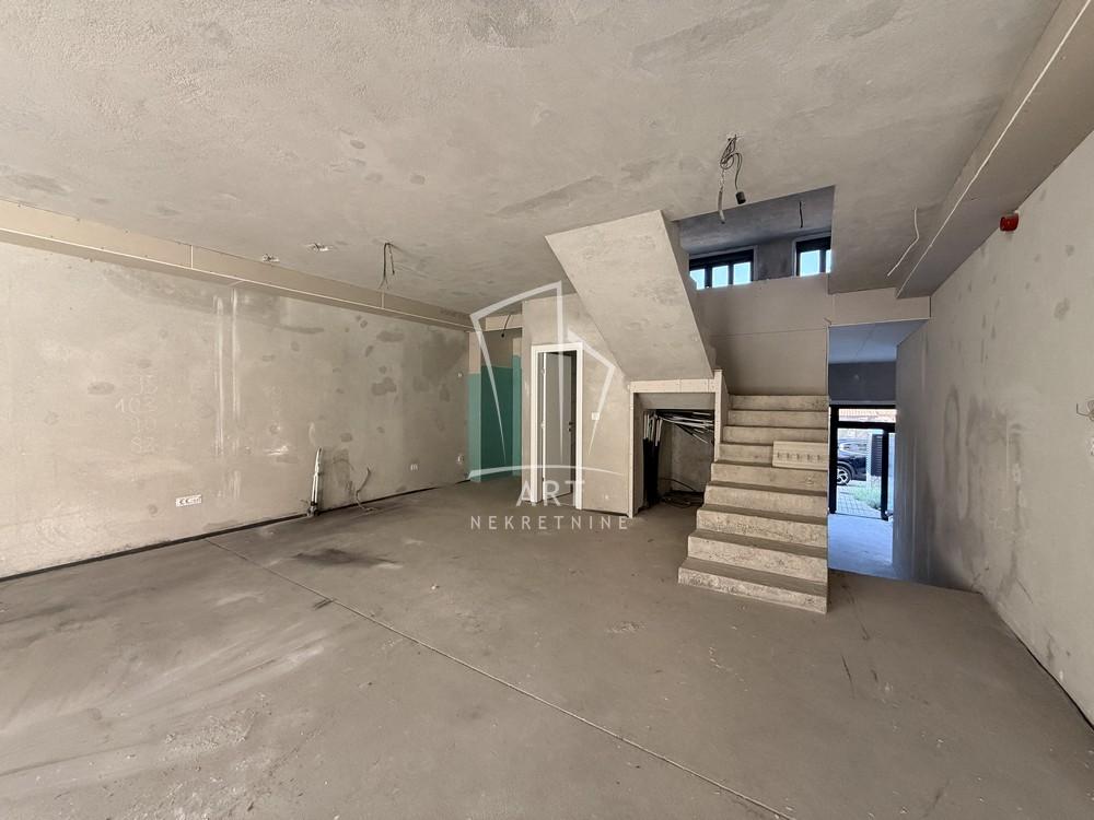 Slika 8 - Ozrenska,  Lokal za izdavanje, 256m2, 3.600€