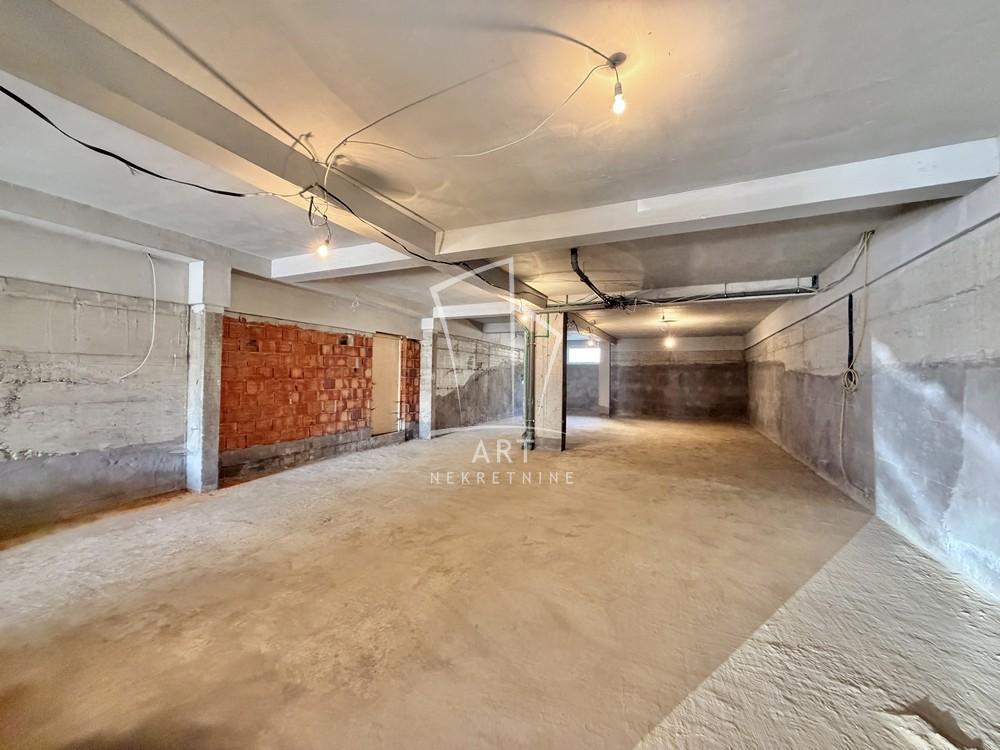 Slika 5 - Cvetanova Ćuprija,  Lokal na prodaju, 177m2, 320.000€