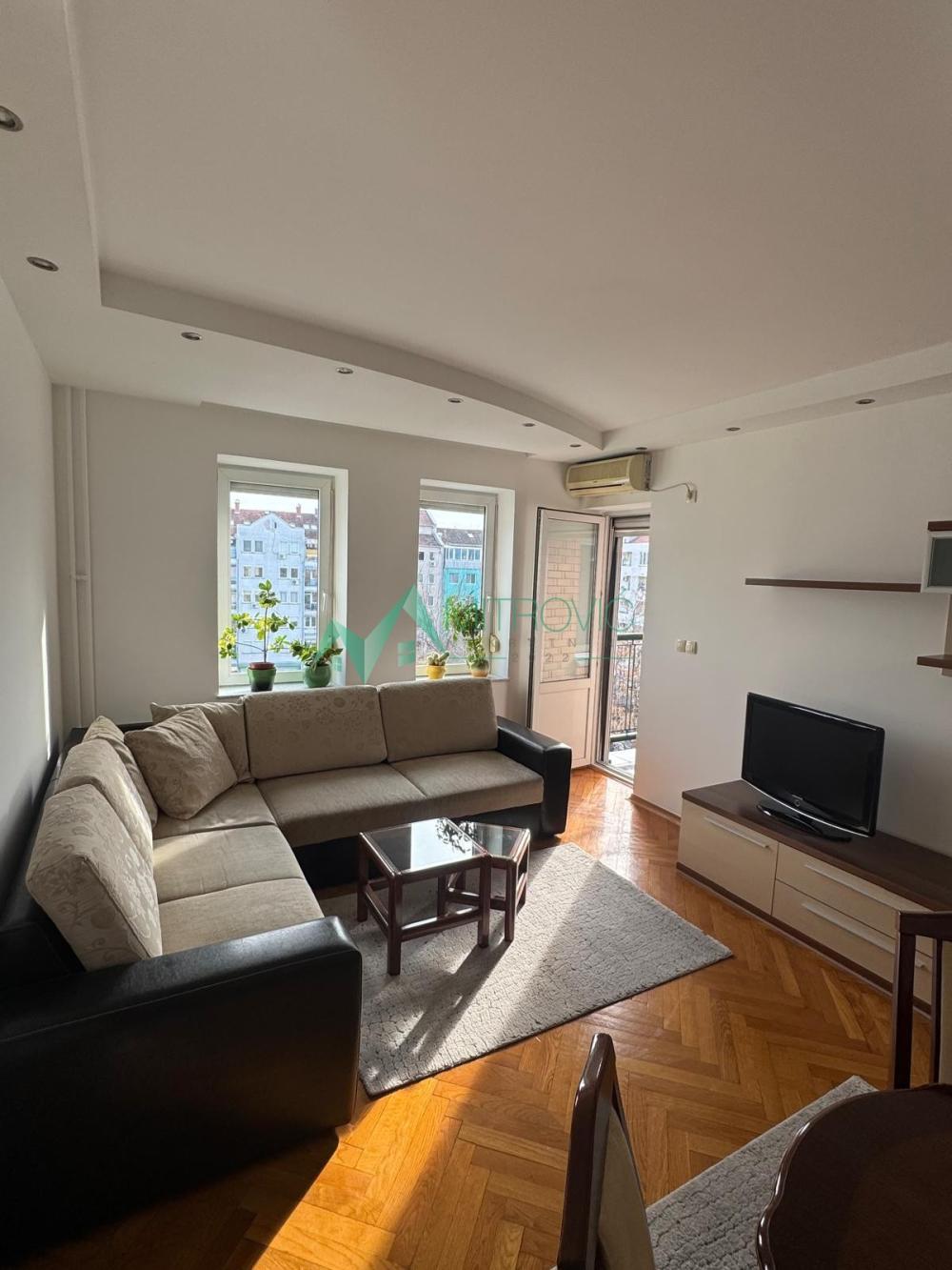 Glavna slika -Jednoiposoban stan za izdavanje, 45m2, 500€