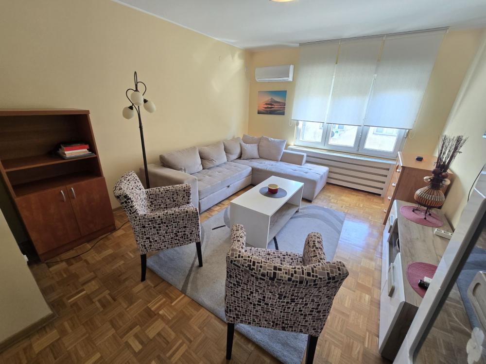 Slika 1 - Braničevska, Dvosoban stan za izdavanje, 54m2, 550€