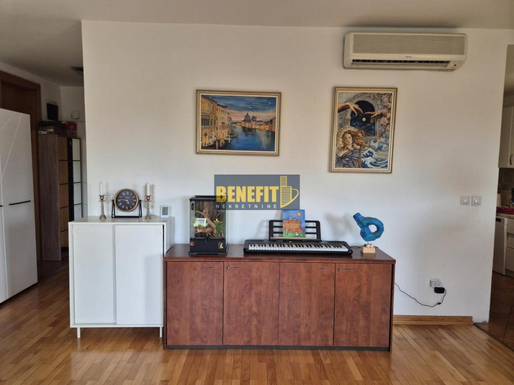 Slika 6 - Troiposoban stan za izdavanje, 108m2, 1.300€