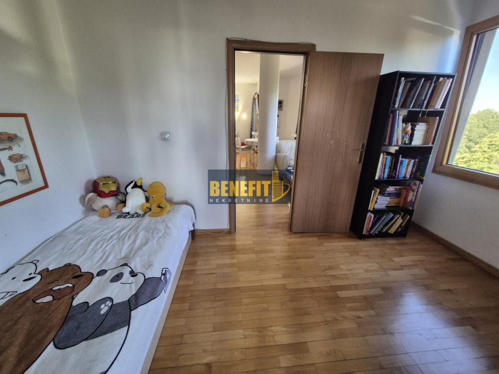 Slika 10 - Troiposoban stan za izdavanje, 108m2, 1.300€