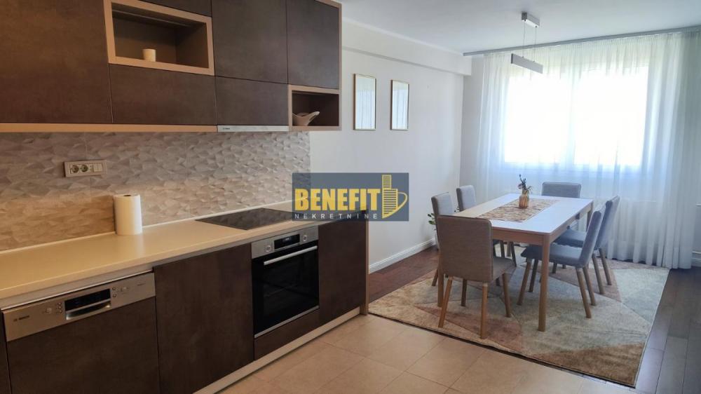 Slika 8 - Dvosoban stan za izdavanje, 82m2, 900€