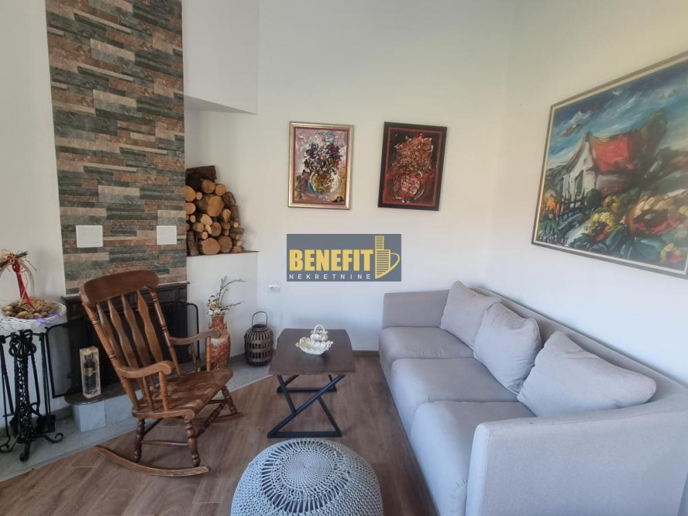Slika 1 -  Kuća na prodaju, 200m2, 800.000€