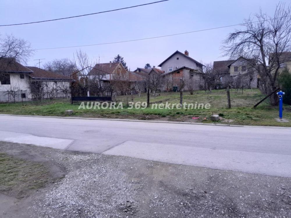 Slika 1 -  Plac na prodaju, Veternik, , 300.000€