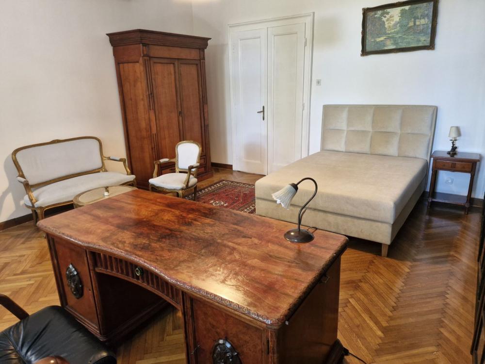 Slika 5 - Puškinova, Trosoban stan za izdavanje, 130m2, 1.500€