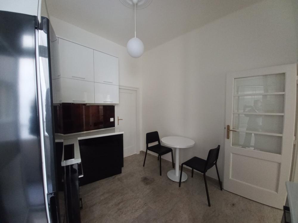 Slika 3 - Gundulićev Venac, Trosoban stan za izdavanje, 70m2, 850€