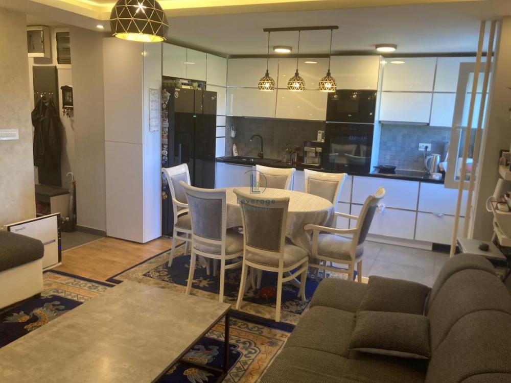 Slika 3 - Bulevar Arsenija Čarnojevića, Dvoiposoban stan na prodaju, 54m2, 250.000€