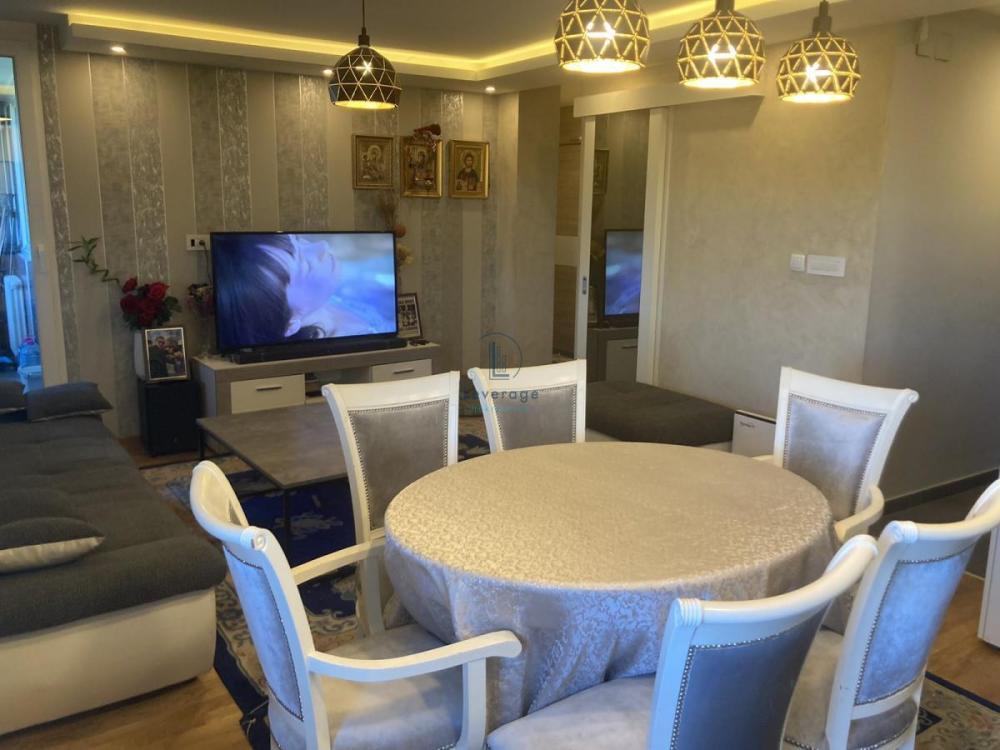 Slika 2 - Bulevar Arsenija Čarnojevića, Dvoiposoban stan na prodaju, 54m2, 250.000€